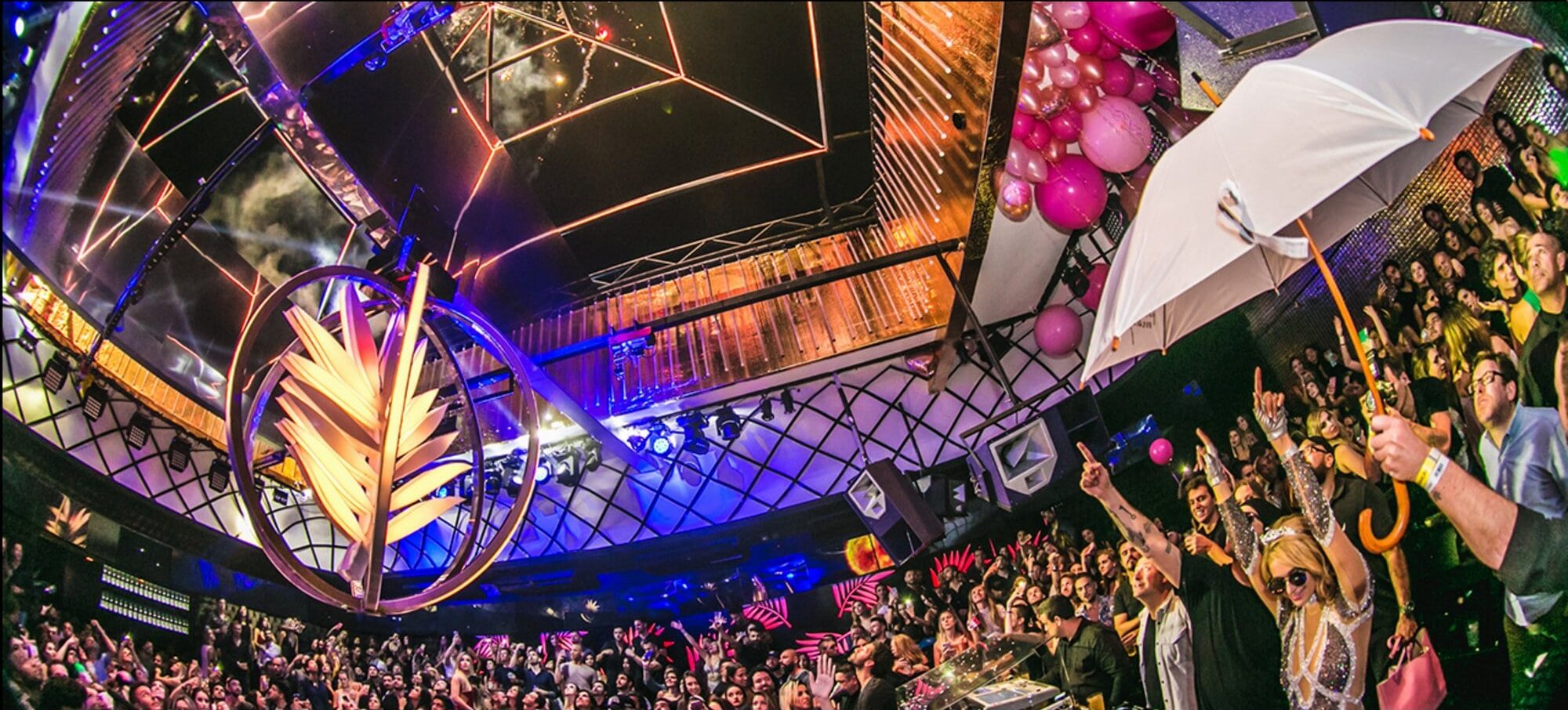 Happy Birthday Paris Hilton, discotecagem  da socialite na Posh Club - Florianópolis (2014).